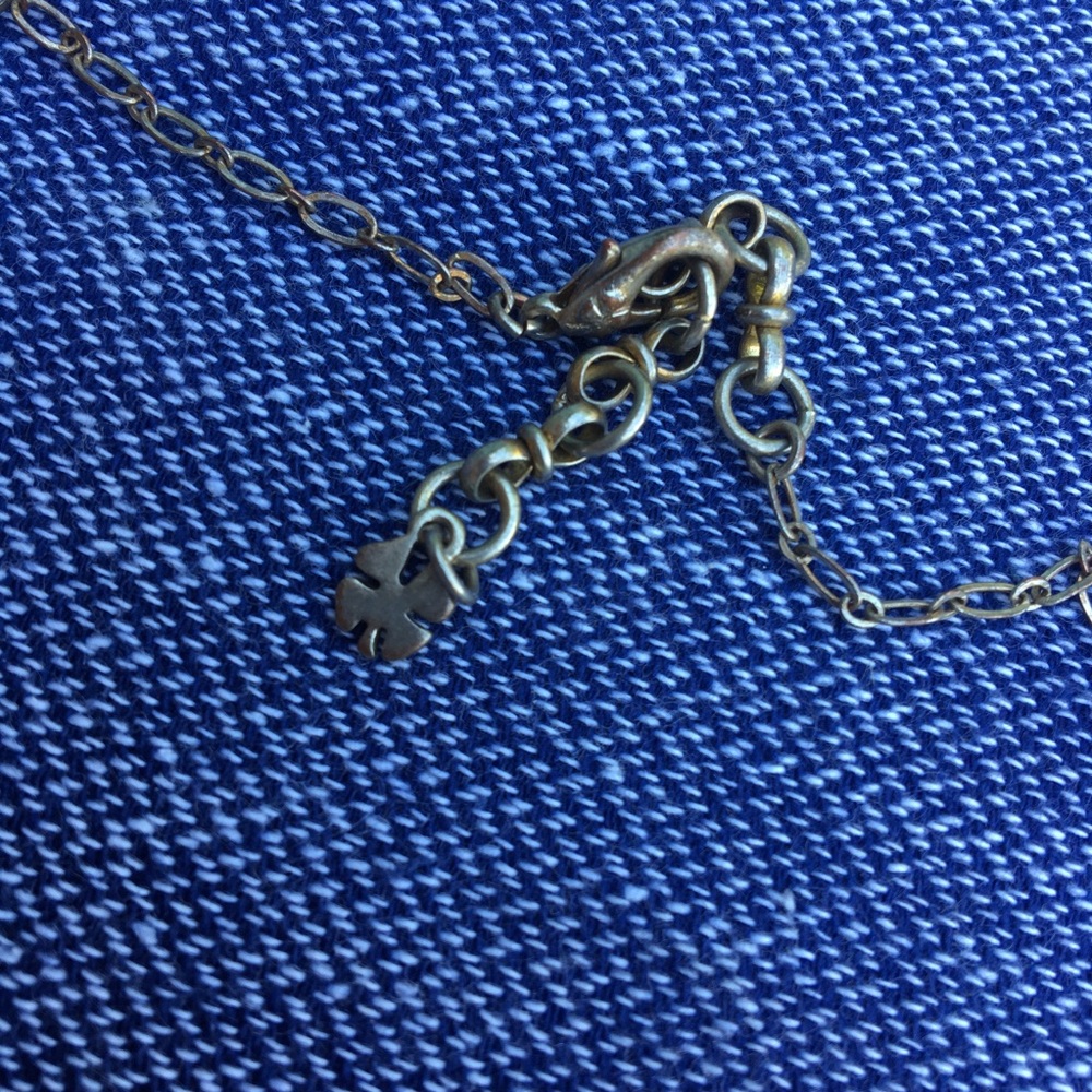 Lucky Brand Gold Clover Necklace - Picture 3 of 8